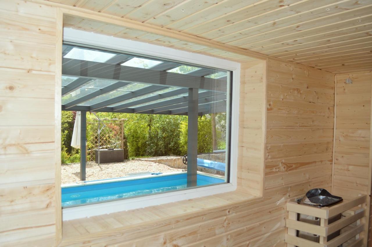 Wellness Apartments Sophienhoehe Am Pool Mechernich Luaran gambar