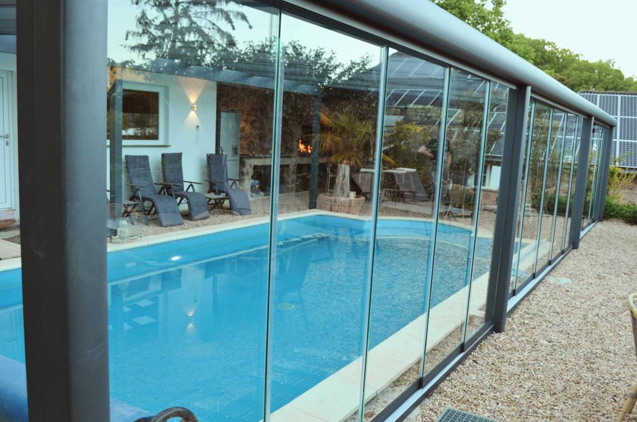 Wellness Apartments Sophienhoehe Am Pool Mechernich Luaran gambar